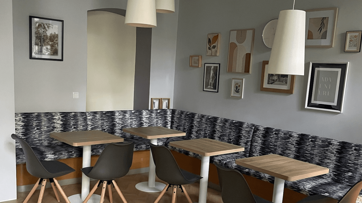 FunFox Party Room - Lounge Area